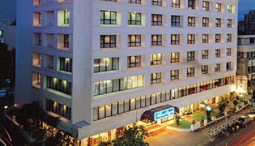 Готель The Avenue Regent Kochi Екстер'єр фото