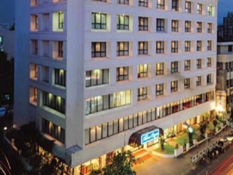 Готель The Avenue Regent Kochi Екстер'єр фото
